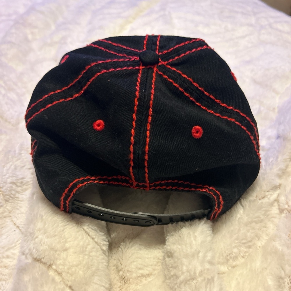 Budweiser Black Cap with Red Stitching - Picture 4 of 4